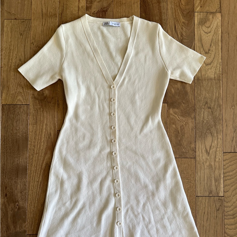 Zara Knit Midi Dress V-Neck Casual Cream Ivory Cottage-core Country Button front